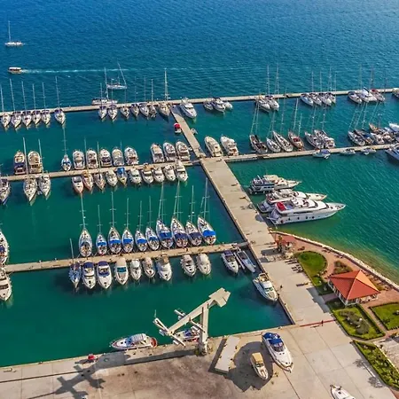 In With Terrace, Air Conditioning, Wi-fi Trogir