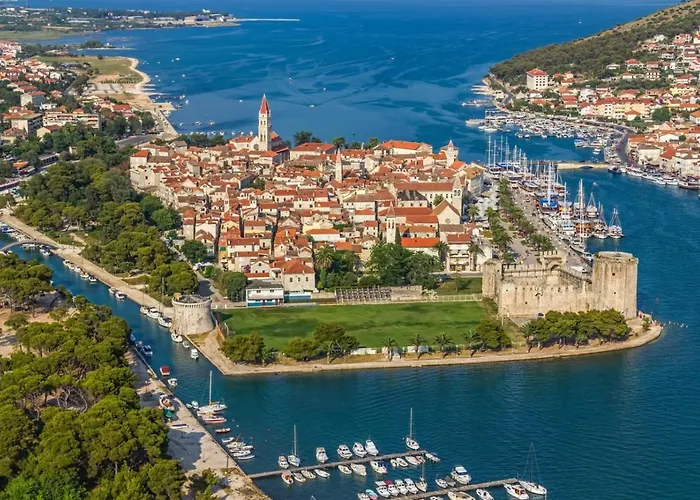 In With Terrace, Air Conditioning, Wi-fi Apartamento