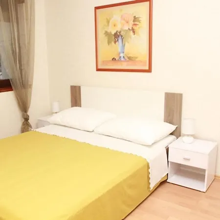 In With Terrace, Air Conditioning, Wi-fi Trogir